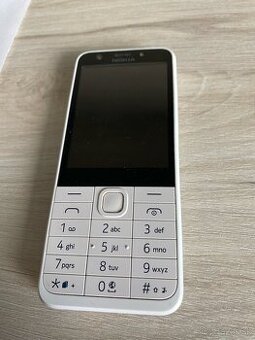 Mobil Nokia pre seniorov