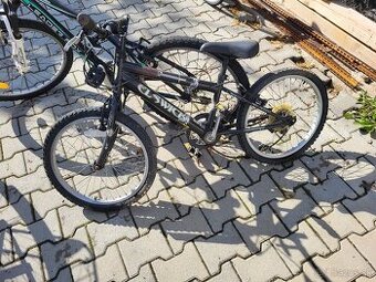 Predám bicykle a kolobežku