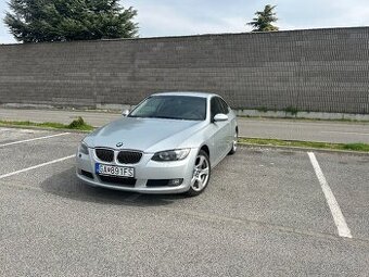 BMW Rad 3 coupé 325 218k i xDrive