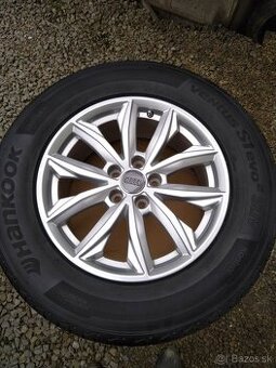 AUDI Q 5 r 17 + letné pneu TOP stav.