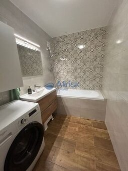 Moderne zrekonštruovaný 3-izbový byt s lodžiou v Šali-Veči