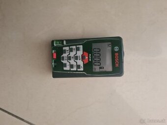 Digitálny laserový diaľkového Bosch PLR 50