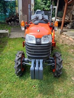 Kubota B1121