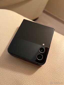 Z flip 4
