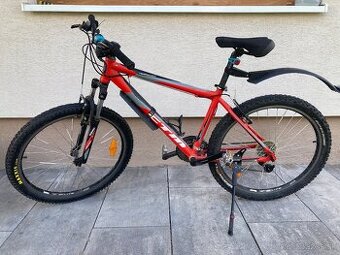 Horsky bicykel CTM Terrano 1.0, odpružená vidlica - vel. 26