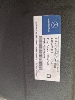 Palivová nádrž Mercedes B 200 CDI