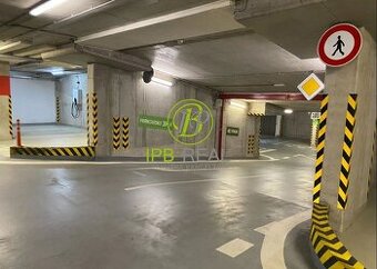 Garážové státie v projekte CityPark na Plynárenskej ul. v Ru