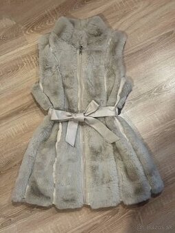 Dámska kožušinová vesta