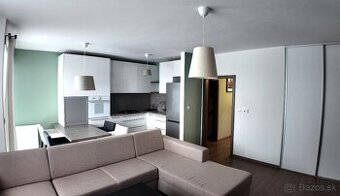 Krásny 3izb byt so zariadením a vlastným parkovaním