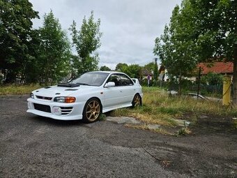 Subaru Impreza gc8