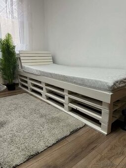 Darujem paletovu posteľ - 1