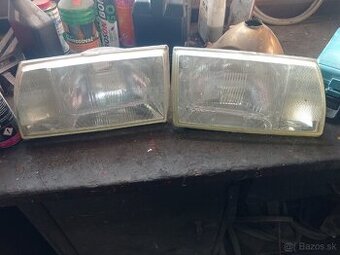 Škoda Favorit svetlá