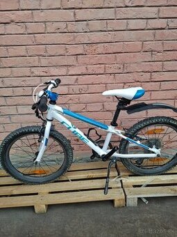 Nový gravel Bicykel KROSS Esker 5.0 2026 "L"