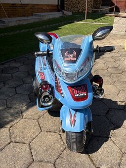 Motorka elektrická