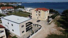 CHORVÁTSKO - Vila s troma apartmánmi - VIR, Zadar