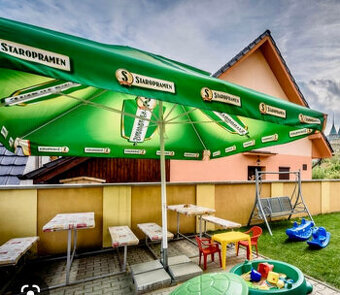 Veľké slnečníky 4x4m Staropramen