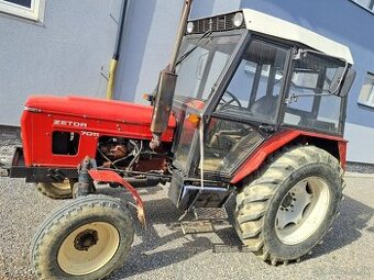 PREDAM TRAKTOR ZETOR 7011 PLNE POJAZDNY STAV