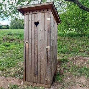 Latrina, suche WC