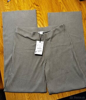 Zara rebrovane siroke nohavice vel.:L NOVE