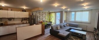 Veľký zariadený 4,5-izb. mezonet na Saratovskej ul. v Dúbrav