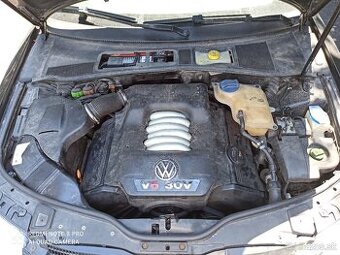 Prelim motor 2.8 V6