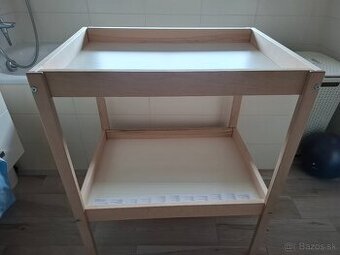 Prebalovaci pult Ikea Sniglar 72x53cm