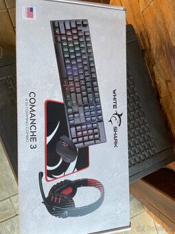 Herný ser White Shark komache 3