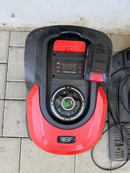 Predám robotickú kosačku HECHT 5608