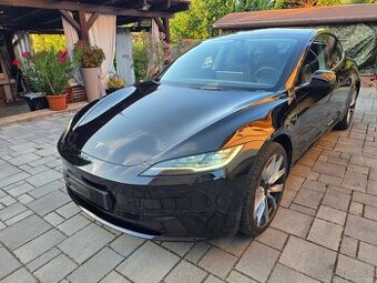 Tesla Model 3 Long Range AWD 2024 27tis.km, RYZEN, TOP STAV