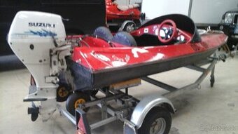 rýchlostný čln miniflitzer so Suzuki 15 PS 4-taktným motorom