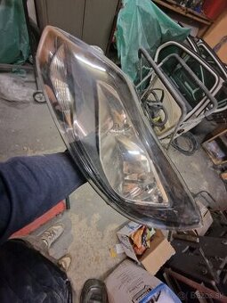 Ford focus 3 svetlá original