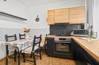 ALL INCLUSIVE | NA PREDAJ 3-IZBOVÝ BYT S PIVNICOU, SENEC