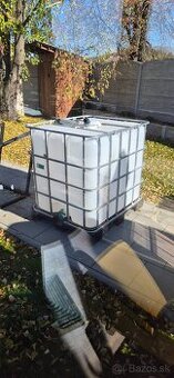 1000l IBC nadrz na vodu potravinárska