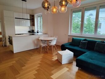 Staré mesto - Továrenská 18, 74 m2 na prenájom