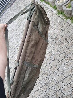 Vážiaci a prechovávací sak na kapre Carp zoom