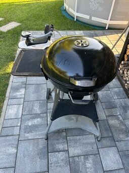 Grill na brikety