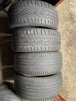 225/40r18, Firestone/Yokohama