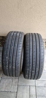 235/60 R18 Goodyear - 1