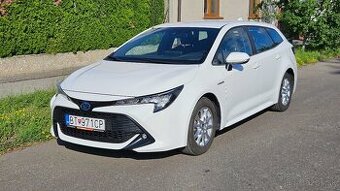 Toyota Corolla 1,8 Hybrid E-Cvt kombi 75000km kúpené SK DPH