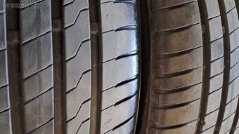 2 ks LETNÉ 235/45 R18 98Y FIRESTONE dezén cca 6-7mm rok 2023