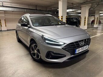 Hyundai i30 CW 1.5 T-GDi mHEV,2022,40000km,LED,1.majiteľ