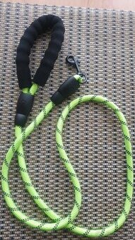 Voditko pre psika - pevne