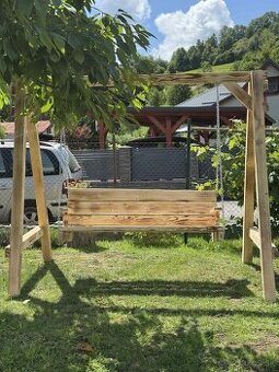 Záhradná hojdačka