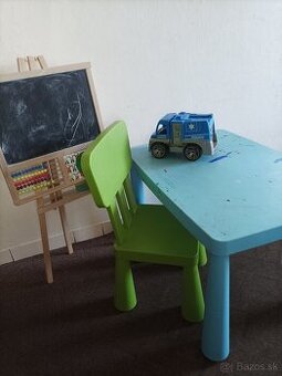 Stolík, stolička darujem