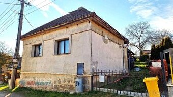 MALÁ HRADNÁ - starší domček / pekná záhrada - 1