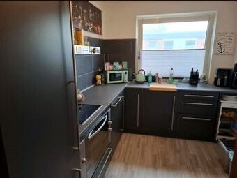 Moderní černá matná linka se spotřebiči,5858