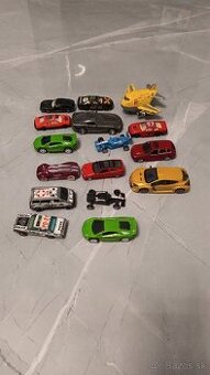 Predam kovove auticka balik