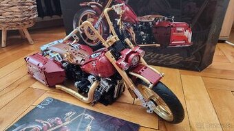 Stavebnica motorka 2111 ks. – 1:5 červená