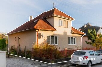 RADO | 5i RD s pozemkom 794m2  | ul. Jánošíkova, Trenčín