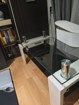 Konferenčný stolík